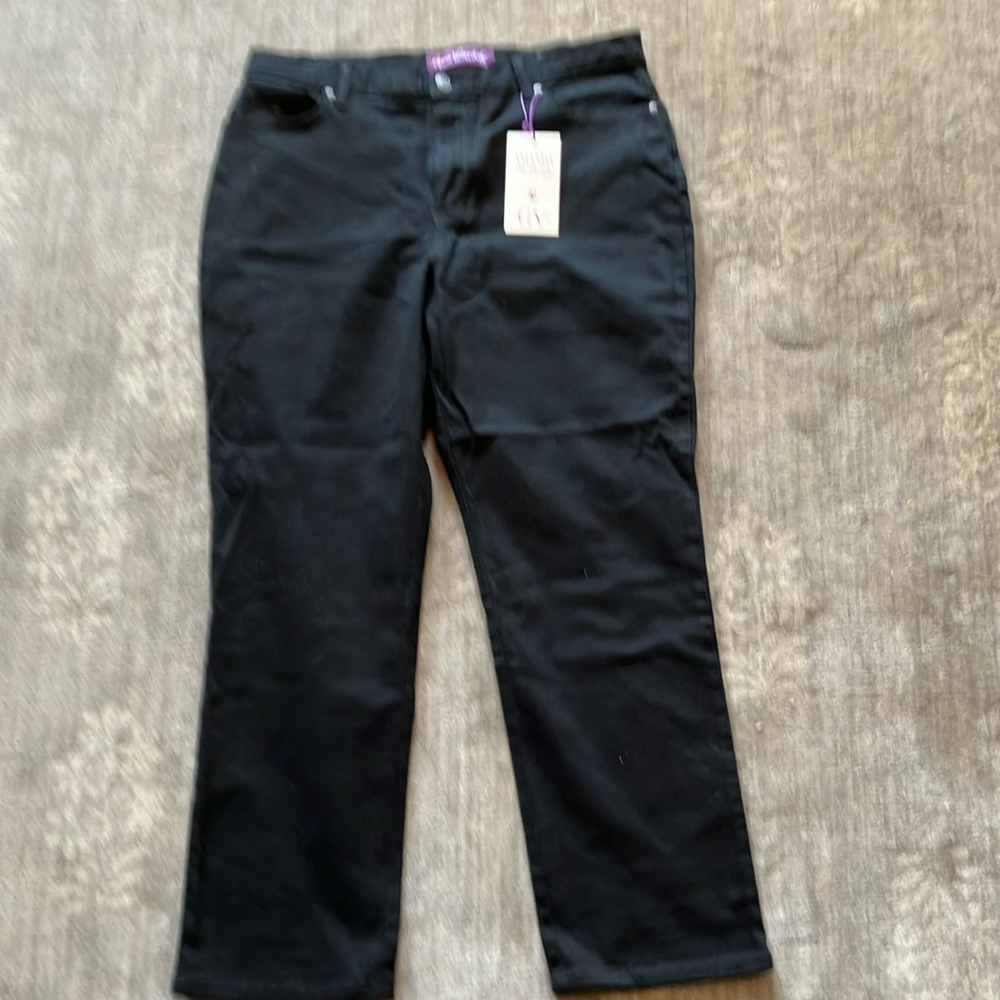 Gloria Vanderbilt Amanda Black Straight Leg Jeans NWT